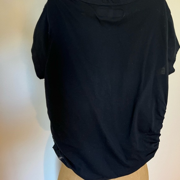 Abercrombie Kids girls black tshirt with elastic sides - Picture 5 of 5